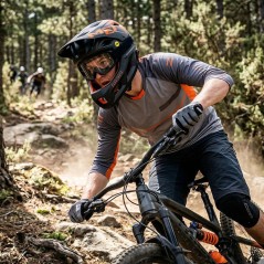 Casco MTB Integral Met Parachute MCR Mips
