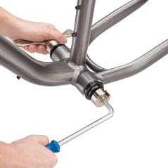 Juego de prensas para rodamientos de motor Park Tool BBP-1