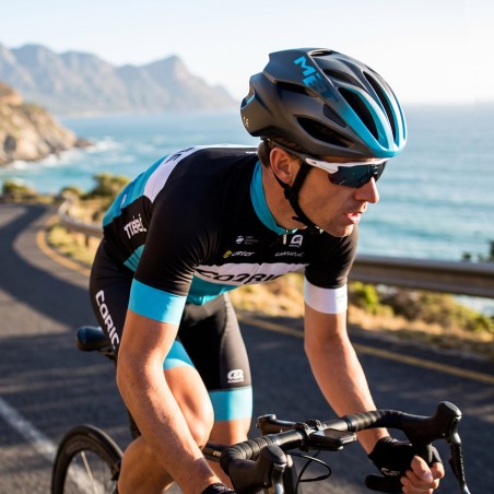 Casco Ruta Met Rivale CE
