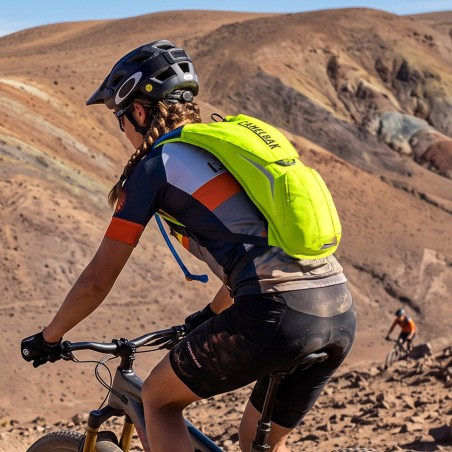 Camelbak Classic 70oz / 2lts / Mochila Hidratación / Lemon